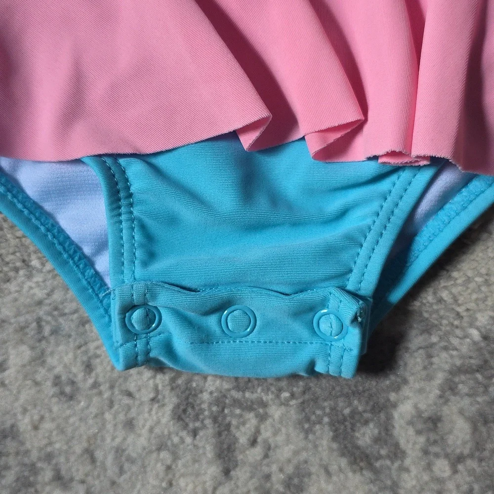 Classic Whimsy Size 6-12 Months Short Sleeve Rashguard Bathing Suit‎ Swim Beach